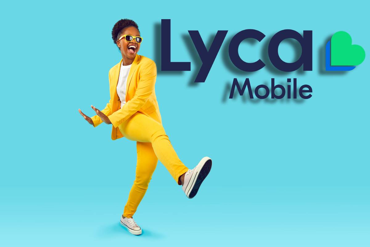 Femme en jaune très joyeuse avec les forfaits pas chers de Lyca Mobile, même avec la 5G