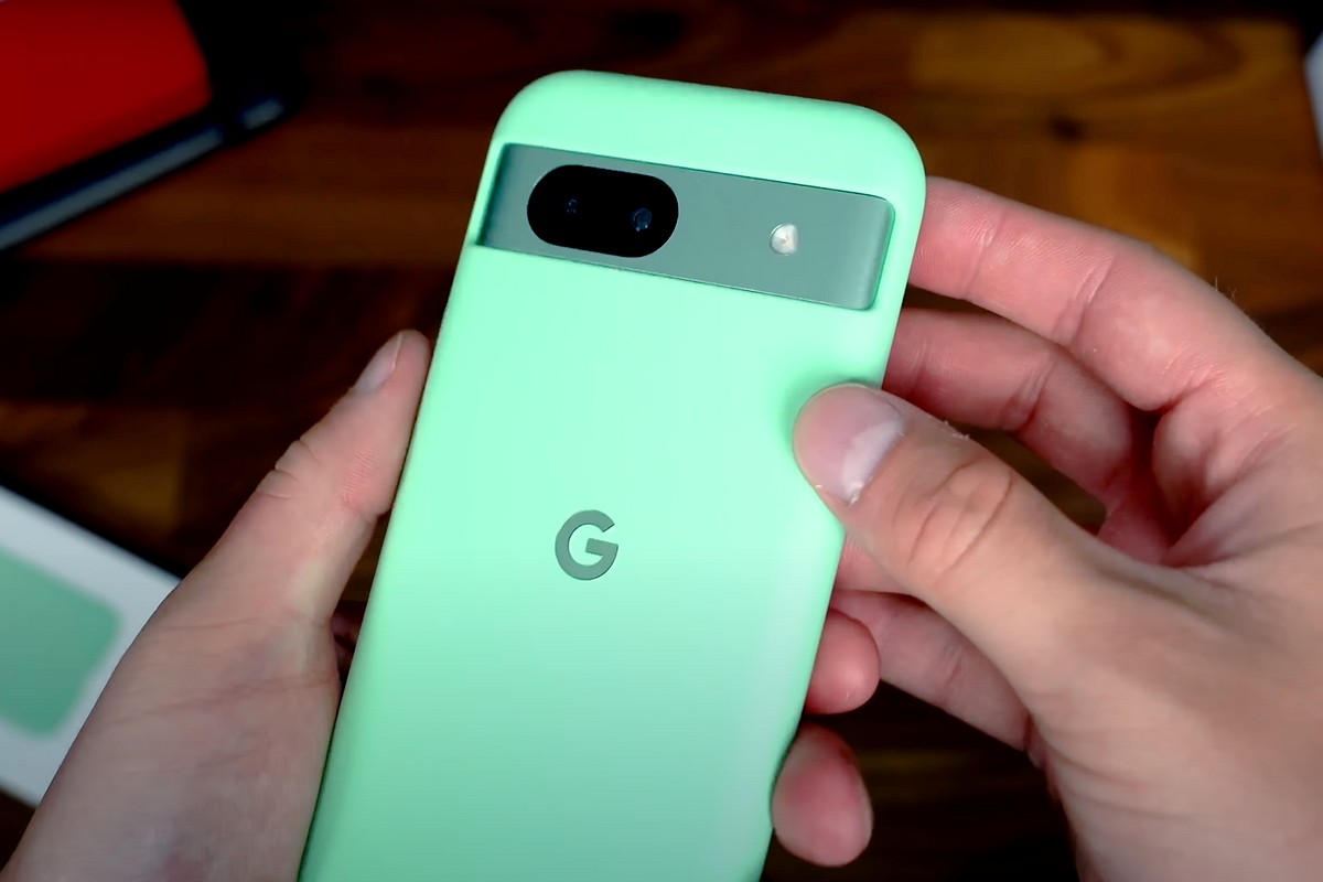 Google Pixel 8a vert, chez Boulanger avec bonus reprise