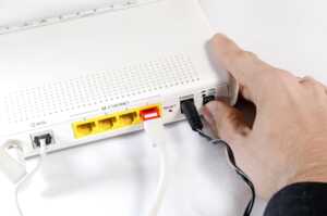 Quelques bonnes pratiques pour réduire la consommation énergétique de sa box internet alors que le tarif de l'électricité vient d'augmenter
