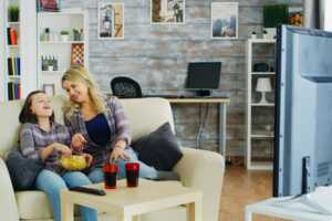 Grâce çà cette astuce, transformez votre chambre en salle de cinéma