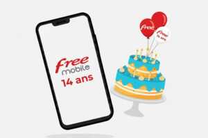 Smartphone avec logo Free Mobile à côté d'un gâteau d'anniversaire et de ballons "14 ans"