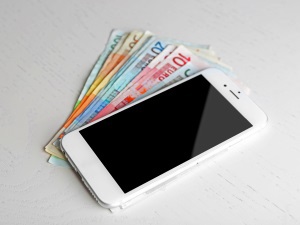 Forfaits en promo : à 10€ pour 30 Go ou 4€ pour 50 Go, votre mobile va faire des économies !