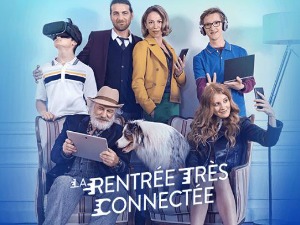 Photo de famille avec chacun un appareil connecté à Internet grâce aux Bbox à moins de 20€ chez Bouygues Telecom