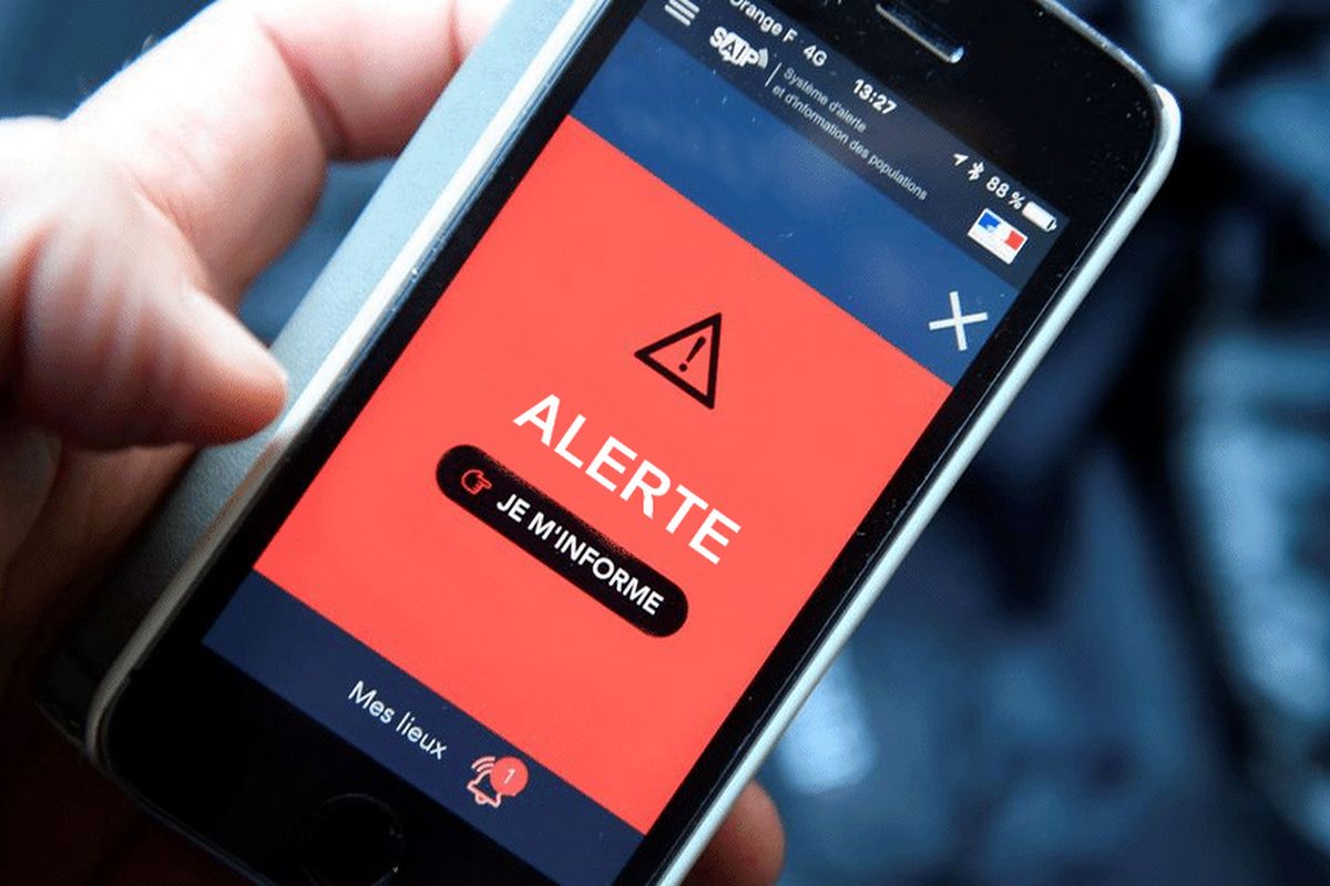 Une alerte FR sur un téléphone