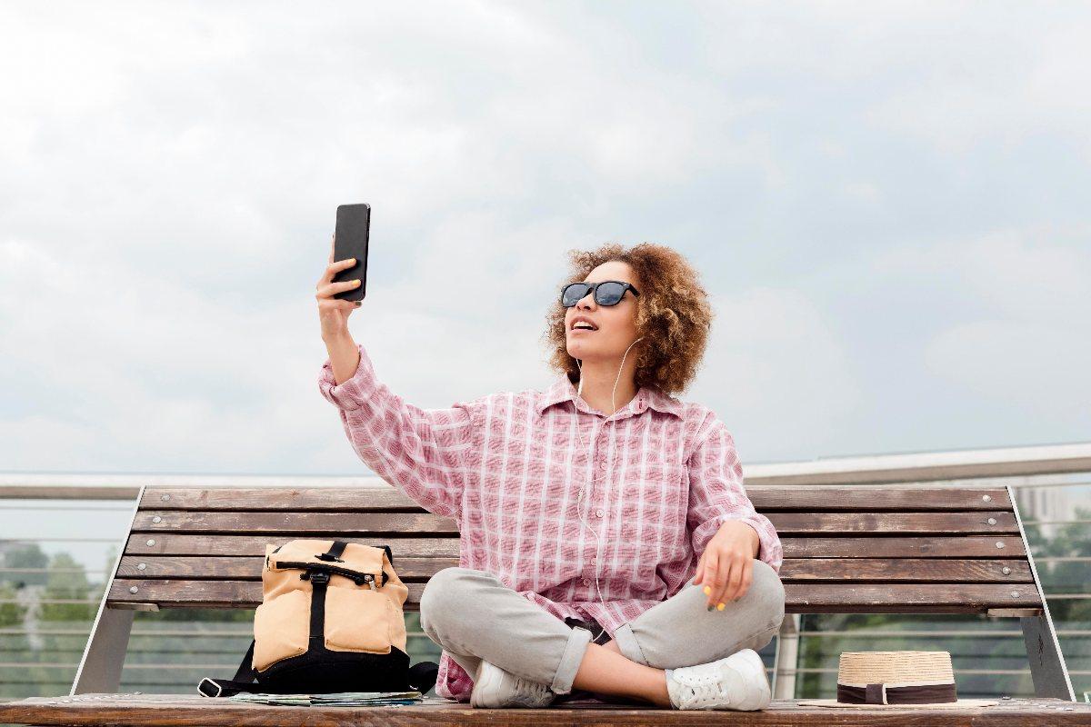 RED by SFR propose l'option International avec son forfait.