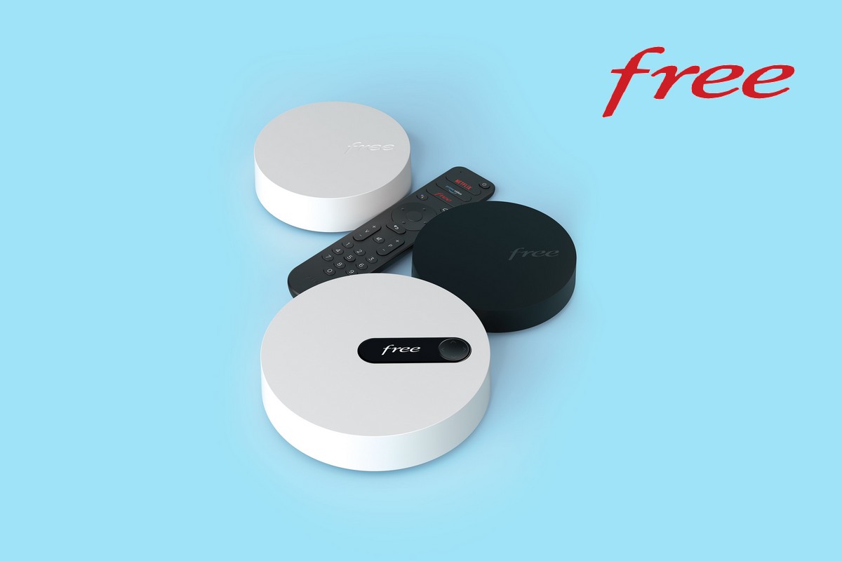 La Freebox pop avec son décodeur, son répéteur Wi-Fi et sa télécommande