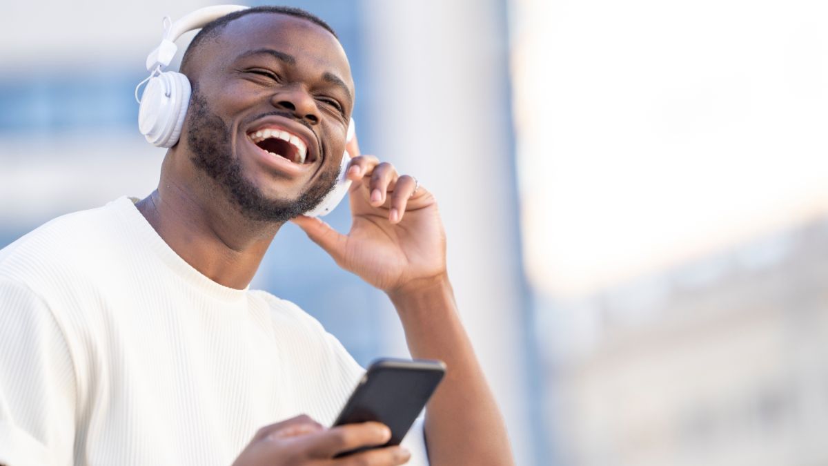 Pour son anniversaire, Sosh propose une promo sur l'abonnement Deezer Premium