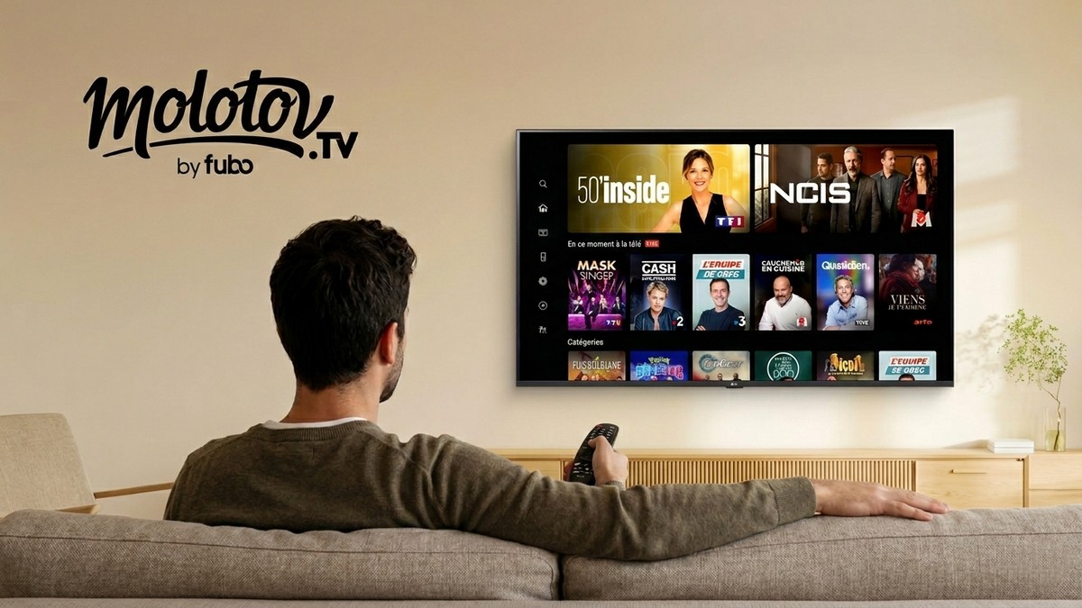 Un internaute regarde Molotov sur sa smart TV