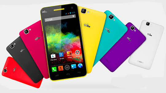 Wiko Rainbow : coque arrière et haut-parleur frontal colorés