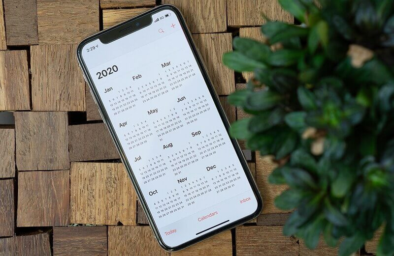 Calendrier sur l'Iphone X : à quelle date le vendre ?