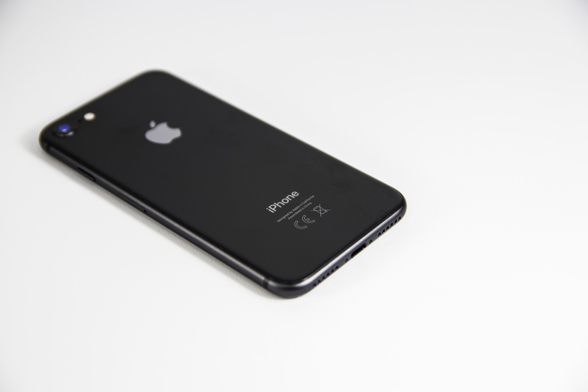 Classique, l'iconique iPhone 8 inclus avec un forfait mobile 100 Go de CDiscount Mobile
