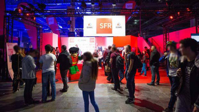 Paris Games Week et stand SFR