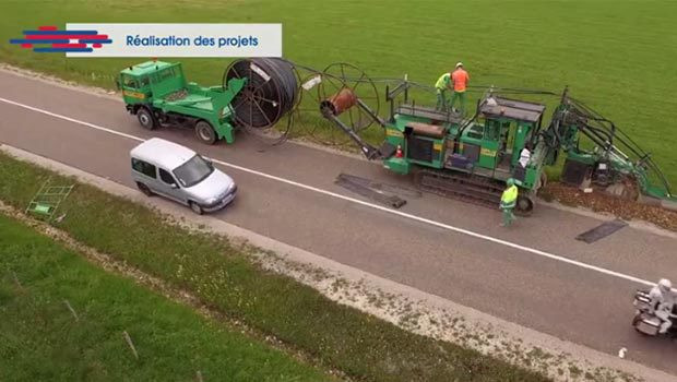 Déploiement de la fibre dans la rue