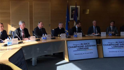 Philippe Richert, Président de la région Alsace Champagne-Ardenne Lorraine, Emmanuel Macron et les partenaires