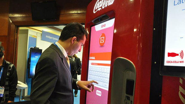 Coca-Cola, Intel, Wi-Fi... un cocktail connecté